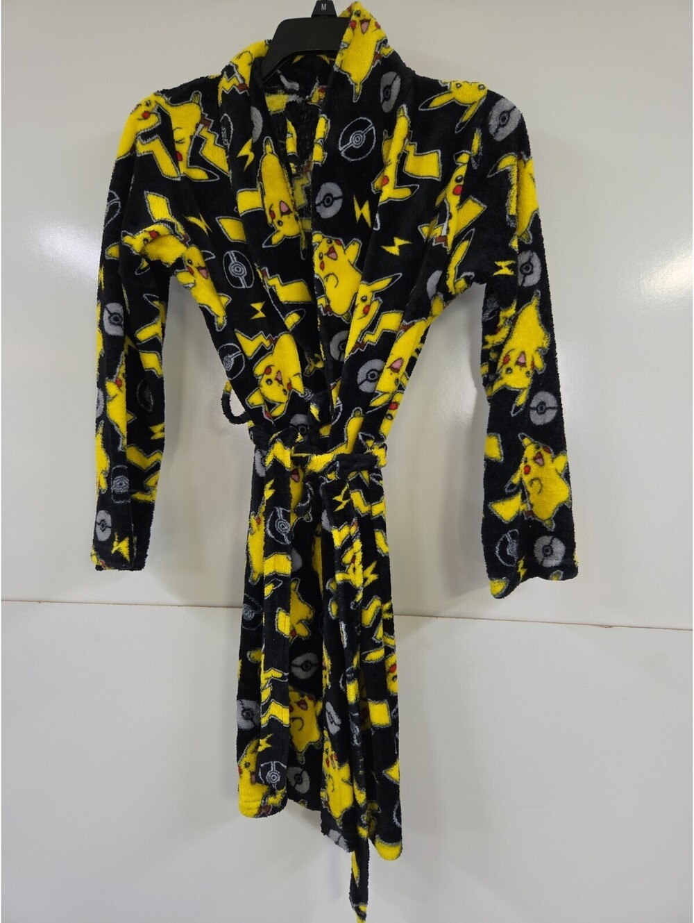 Pokémon Pikachu Kids Robe Soft Plush Bathrobe Boys Medium 10 Black And Yellow